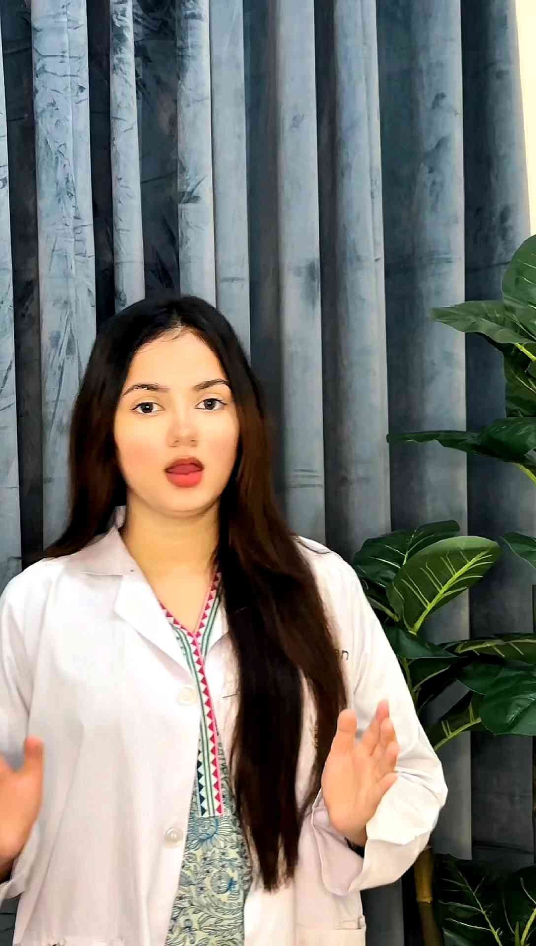 Luminax Paris whitening serum brightens skin tone