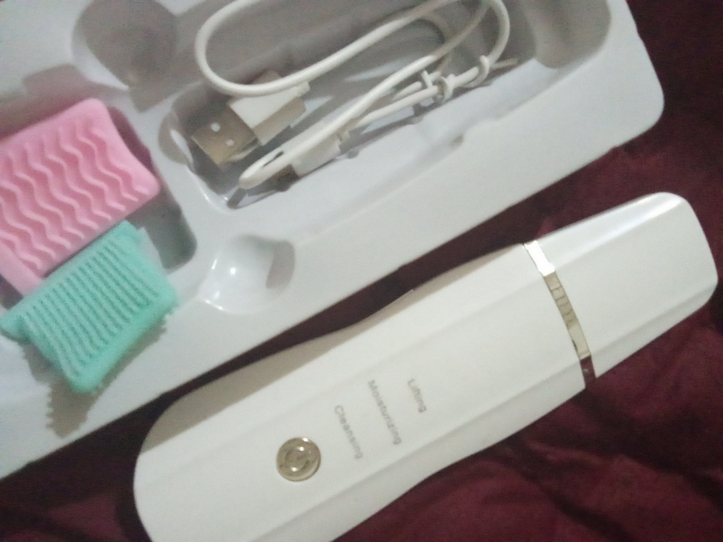 Blackhead Remover Machine for Deep Facial Cleansing